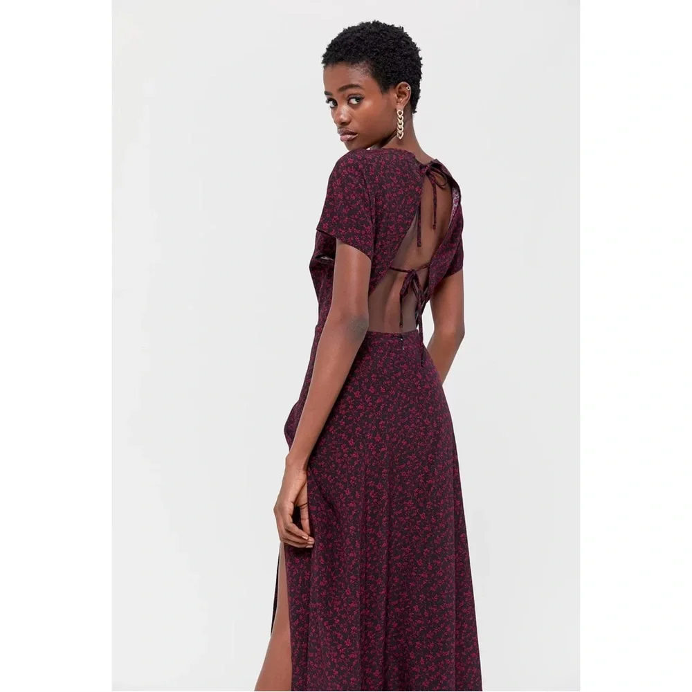 •Sold• Urban Outfitters Lindsey Floral Open Back Midi Dress - Picture 1 of 13